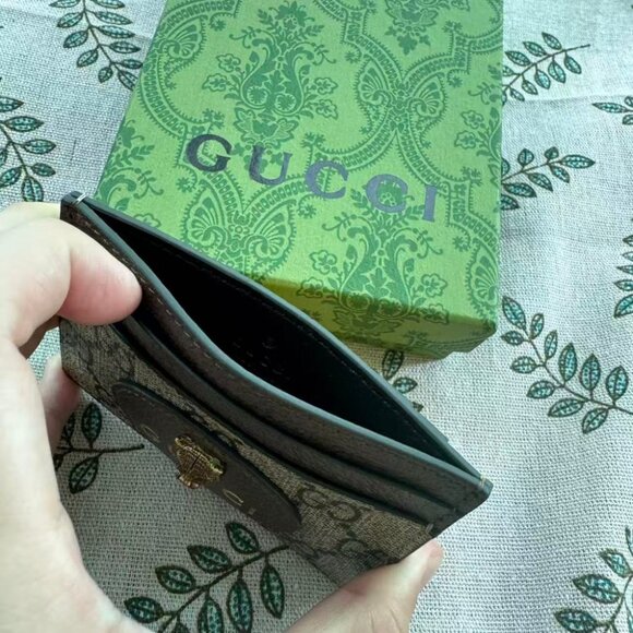 Gucci Tiger Embellished Card Sleeve - Picture 3 of 5